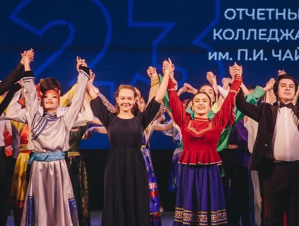 В октябре в Колледже искусств пройдет концерт «От сердца к сердцу» - «Колледж приглашает ДРУЗЕЙ!» 6+