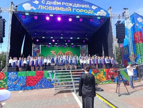Хор ДШИ им. Ямпилова выступил на концерте в честь Дня города!