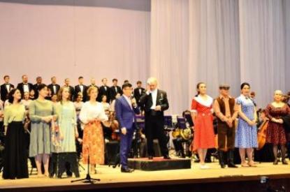В городе Улан-Удэ завершился фестиваль "Созвездие молодых"