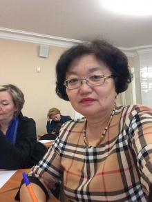 в Российской академии музыки имени Гнесиных проходят курсы повышения квалификации в сфере музыкального искусства», где обучается заместитель директора Ольга Доржиева Аюшеева