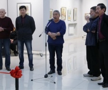 Студенты специальности "Живопись" посетители выставку "Акварель" 