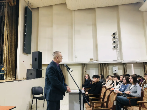 Представители правоохранительных органов рассказали студентам о правовой грамотности и безопасности