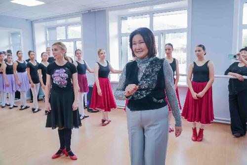 Мастер-классы столичных педагогов посетила министр культуры Бурятии 