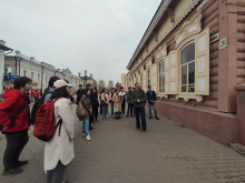Студенты 1 курса отделения искусств в рамках изучения творчества А.П. Чехова приняли участие в пешеходной экскурсии по местам пребывания писателя в Верхнеудинске
