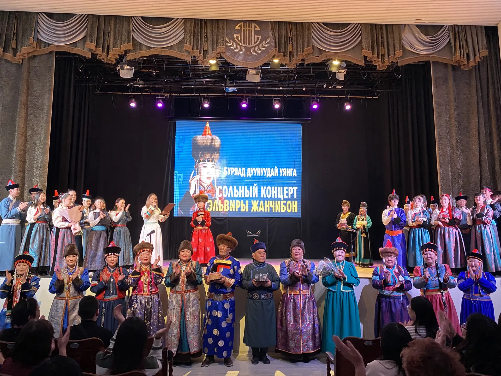 Состоялся сольный концерт студентки 4 курса Эльвиры Жанчибон