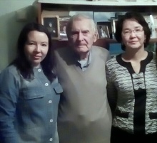 Поздравили с 93-летием ветерана  ВОВ, преподавателя по классу баяна и концертмейстера специальности «Хореографическое искусство» Александра Афанасьевича Козулина