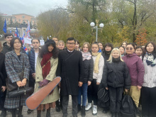 Сегодня, 30 сентября педагоги и учащиеся Колледжа искусств приняли участие в митинг-концерте в поддержку проведенных референдумов